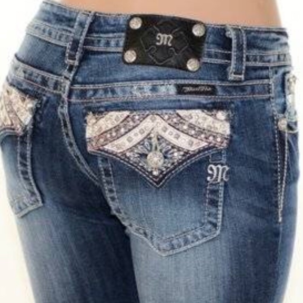 Miss Me Boot Cut Jeans🤑